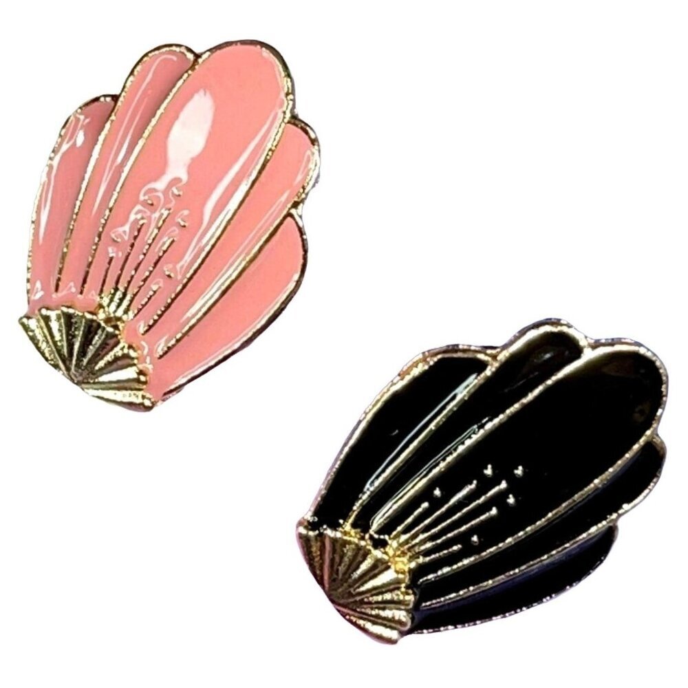 Clam Sea Shell Lapel Pin Pink Black Enamel Brooch Badge Accessories Jewelry Pin